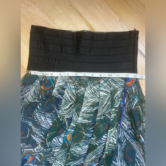 Elizabeth & James peacock skirt, small - Picture 4 of 8